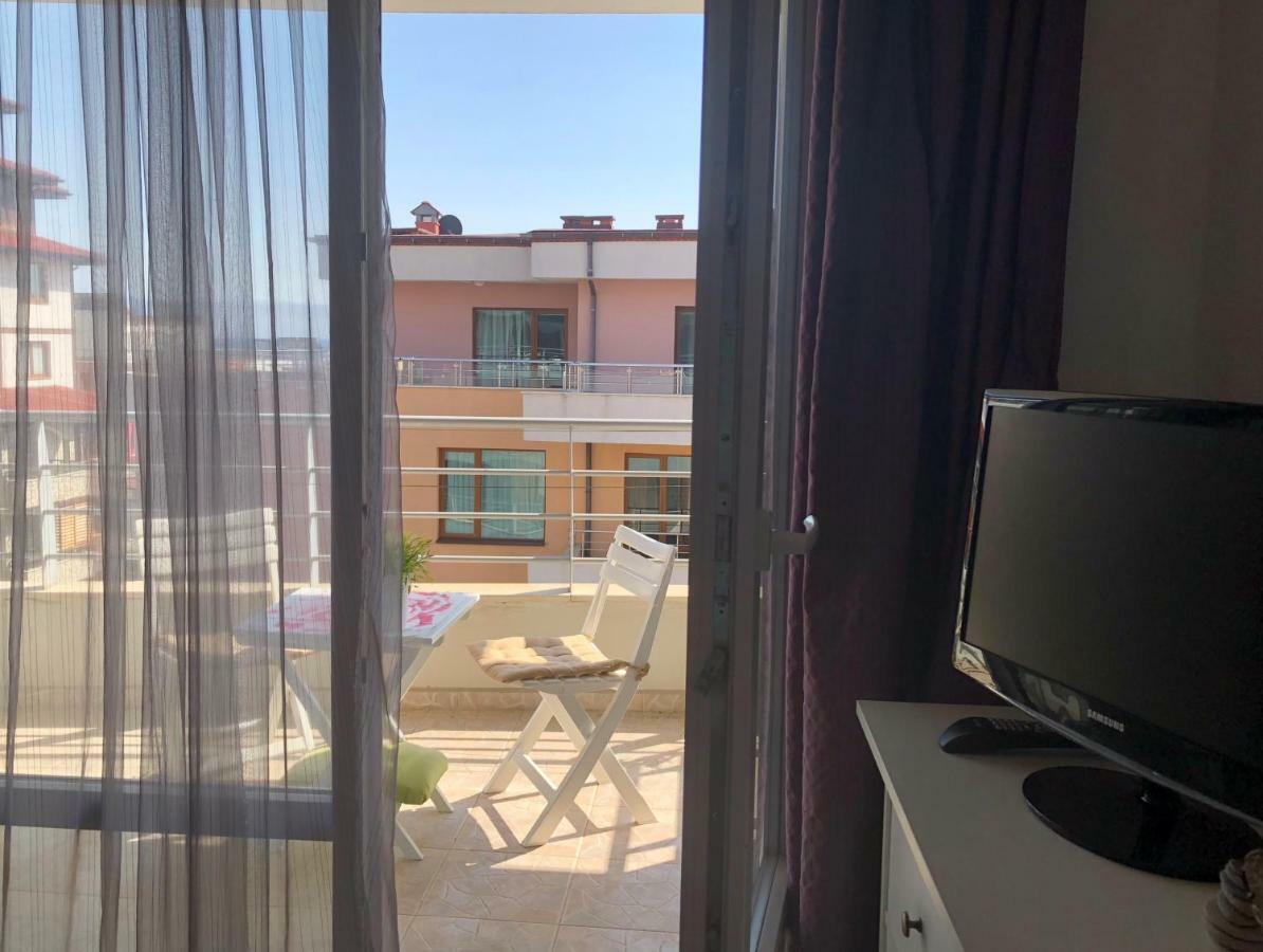 Апартаменти "Бриз" Sveti Vlas Dış mekan fotoğraf