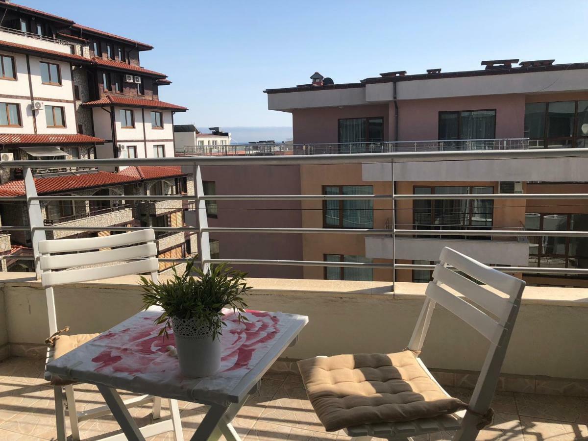 Апартаменти "Бриз" Sveti Vlas Dış mekan fotoğraf