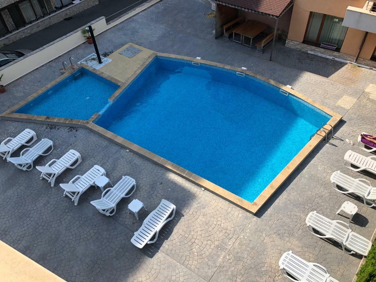 Апартаменти "Бриз" Sveti Vlas Dış mekan fotoğraf